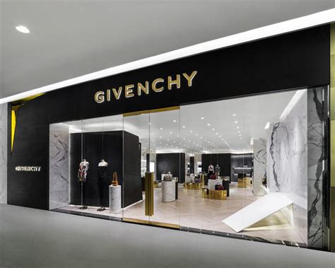 givenchy peru